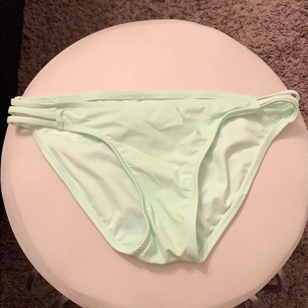 Bikini bottoms